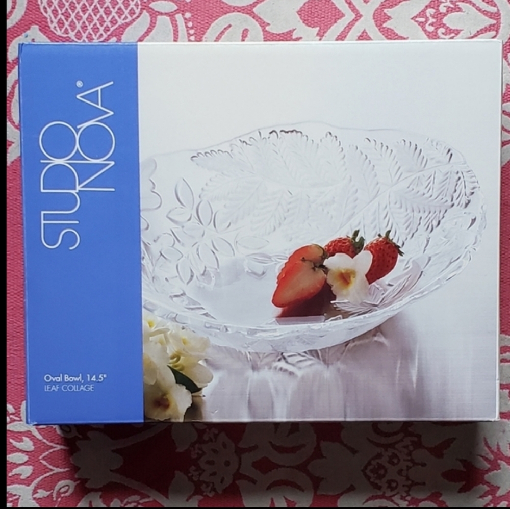 Studio Nova Oval Bowl Leaf Collage 14.5" NWT